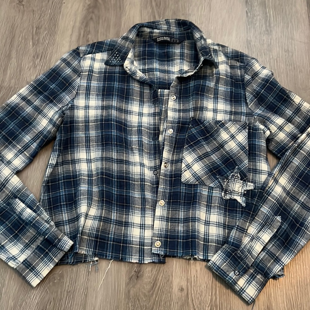 Zara crop shirt . Size S